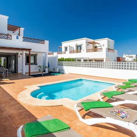 Verona Playa Blanca Βίλα